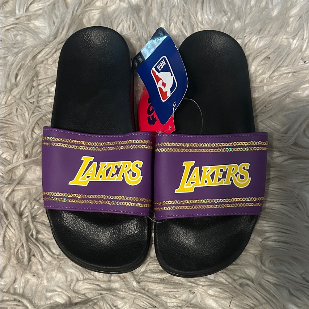 NWT women Lakers Slide Sandals size 7